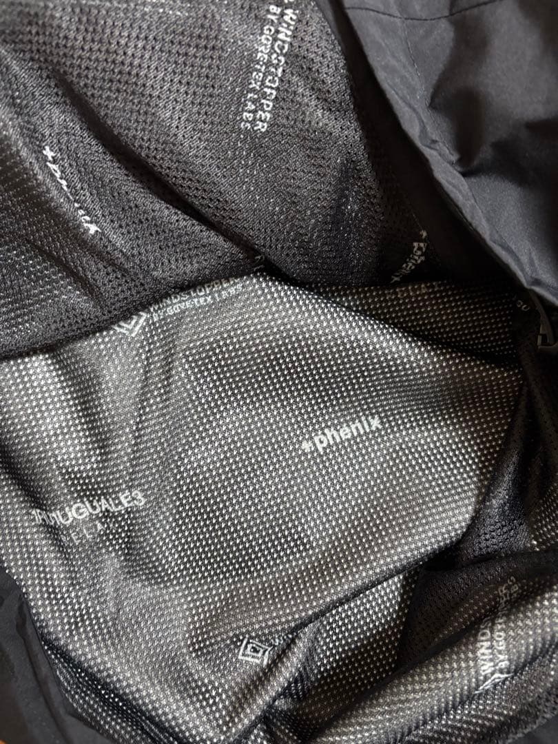 ウノピゥウノウグァーレトレ リラックス プラスフェニックス　上下セットアップ