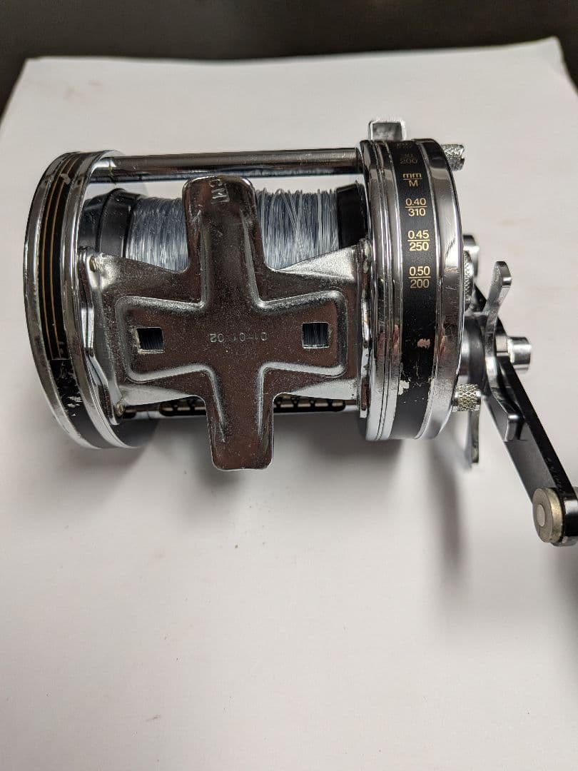 アブガルシアアンバサダー7500C 両軸リール ブラック/シルバー