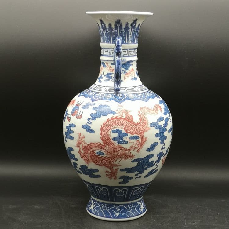 乾隆雲龍紋両耳瓶 青花瓶 景徳鎮 陶磁器 装飾品 現代工芸品 美術品 置物