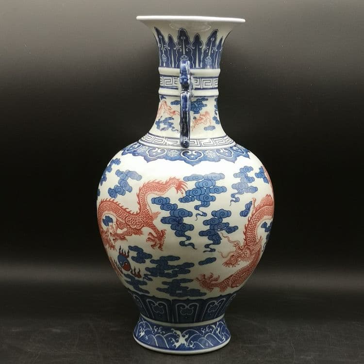 乾隆雲龍紋両耳瓶 青花瓶 景徳鎮 陶磁器 装飾品 現代工芸品 美術品 置物