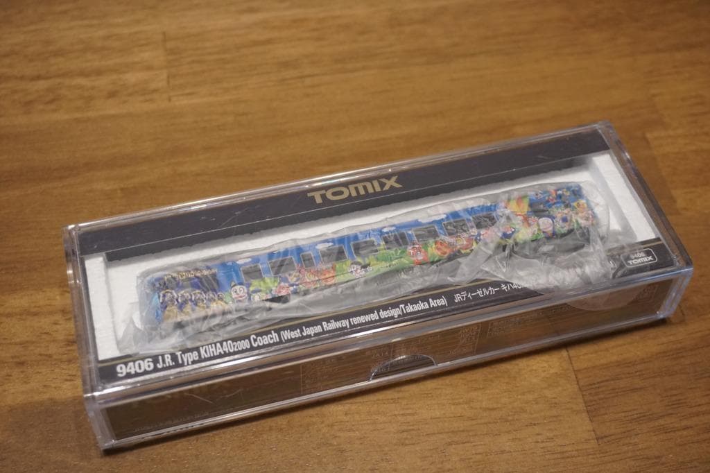 キハ40　2137 　ハットリくんラッピング塗装仕様　M車 白色室内灯組み込み込