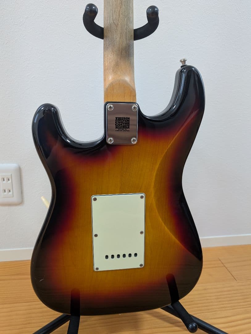 コンポーネント　ストラトキャスター タイプ　　 マグナムロック　FAT60's