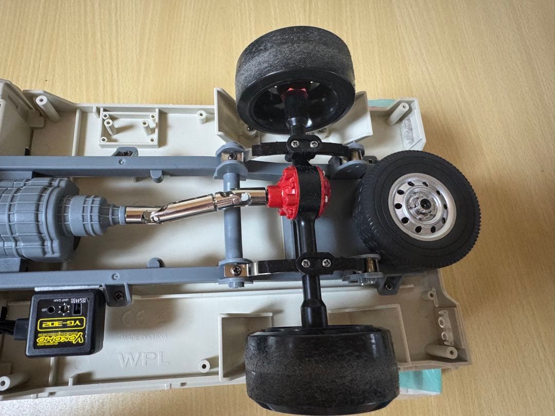 軽トラ　ラジコン　WPL Ｄ12 部品取りやベースなどに　ジャイロ付き