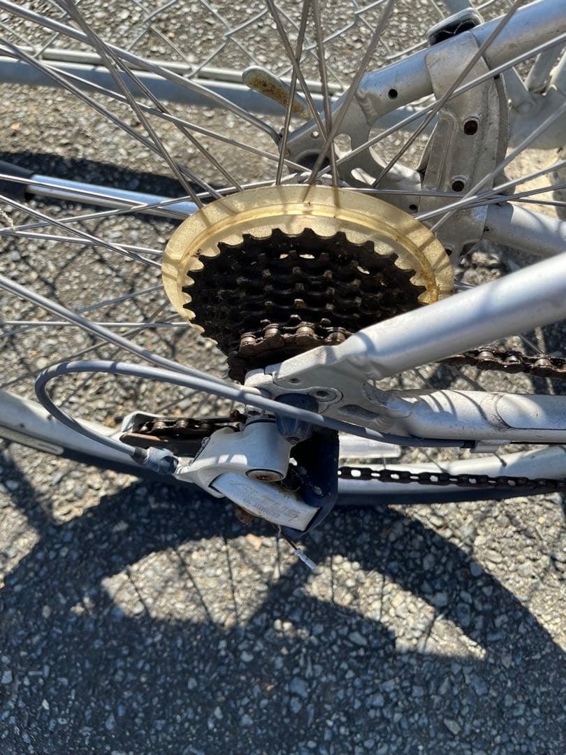 未整備　GIANT CS3200 Sサイズ