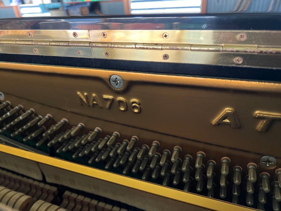 1982年製　アンティークデザインピアノ　Atlas アップライトピアノ 黒