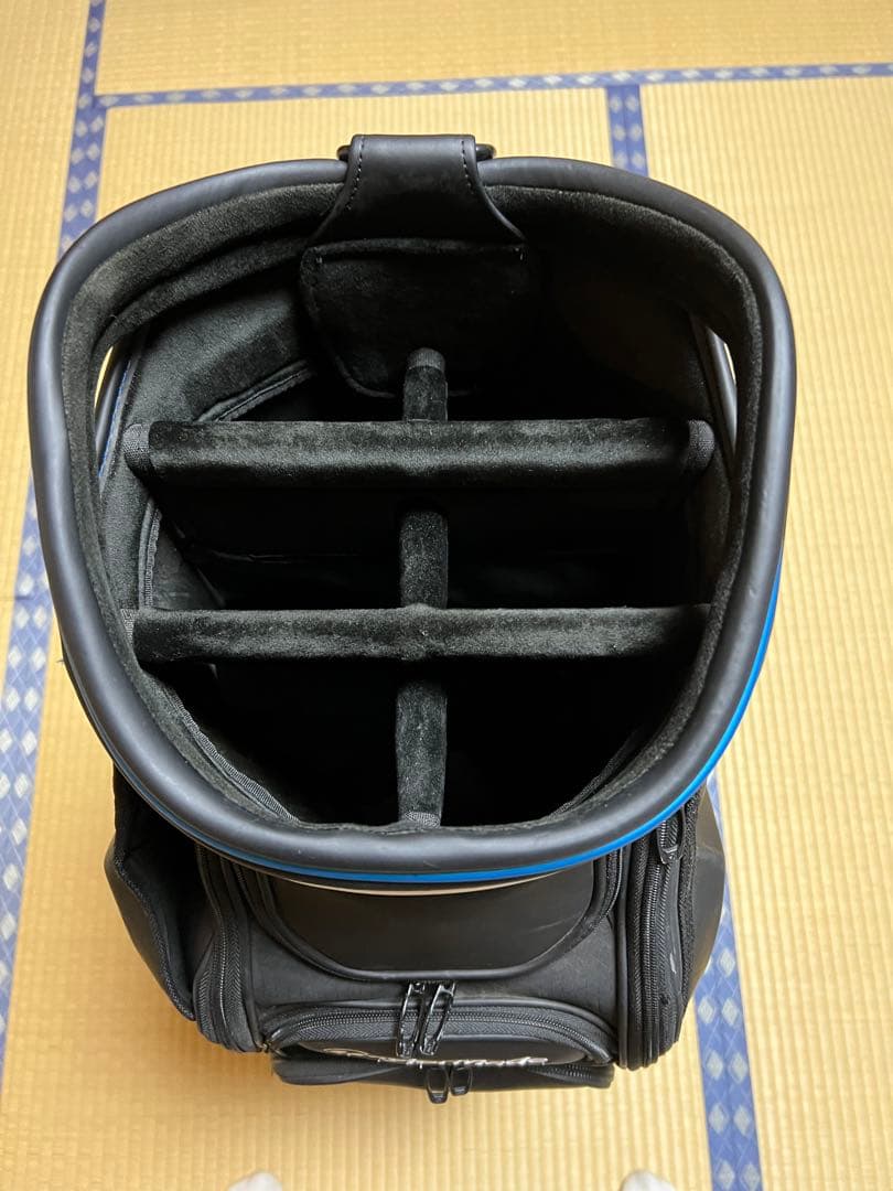 テーラーメイドSIM2キャディバッグ