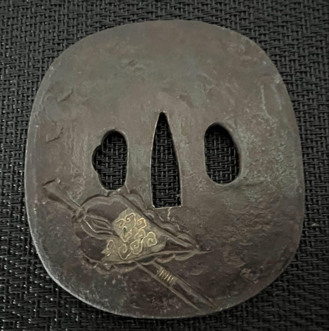 鉄地撫角形武者図鍔 金象嵌 刀装具 武具 時代物 無銘 アンティーク