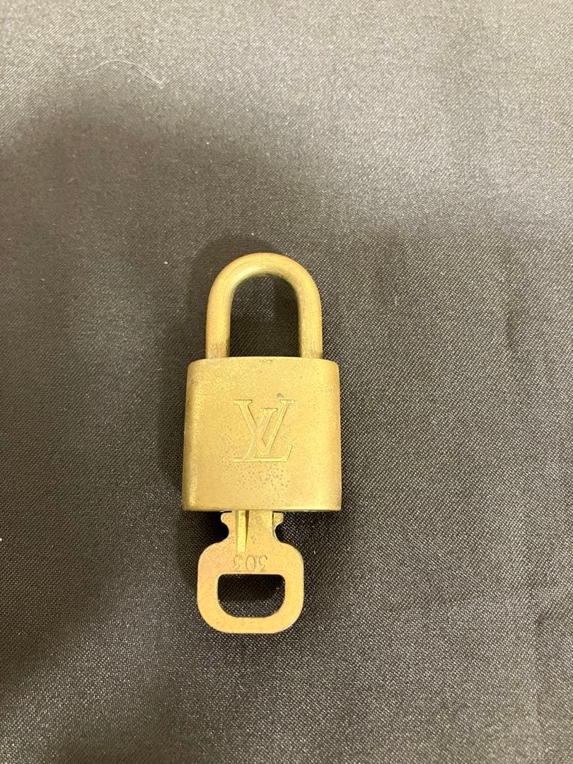 LOUIS VUITTON ルイヴィトン パドロック カデナ 南京錠 セット