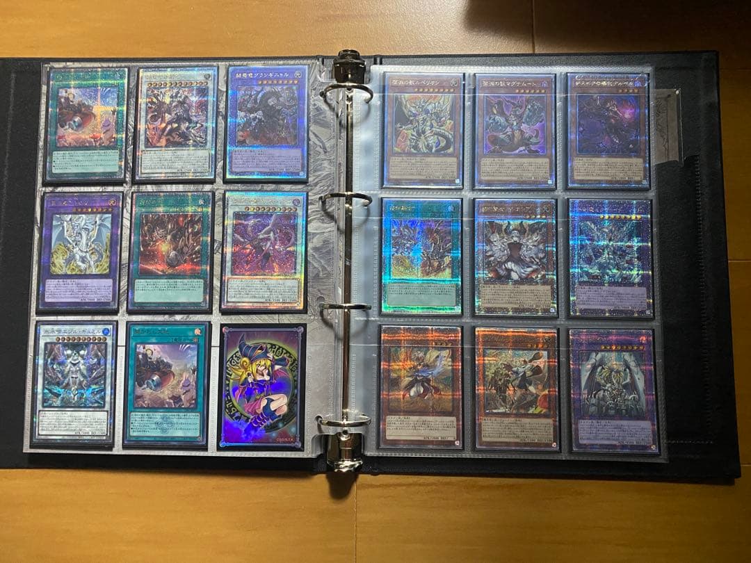 遊戯王　白の物語コンプリートファイル　全２０２枚　　　二重スリーブファイリング済