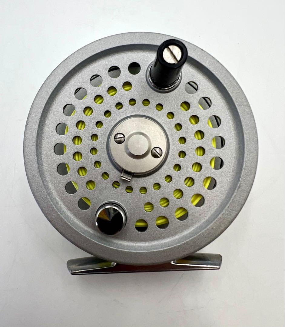 Orvis BATTENKILL Silver Series 7/8フライリール