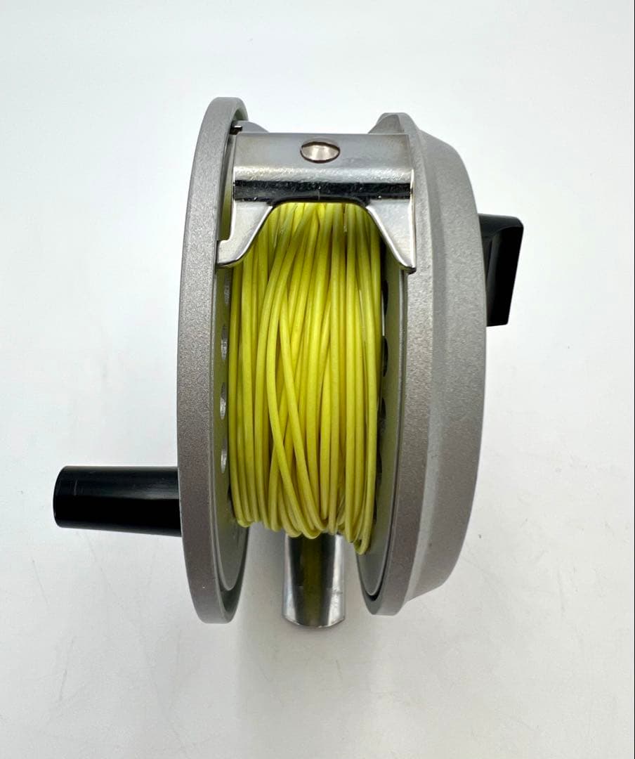 Orvis BATTENKILL Silver Series 7/8フライリール