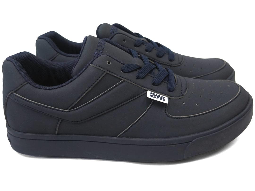 展示品●パーリーゲイツ●ローカット　ソフトスパイク　ゴルフシューズ　26.0cm