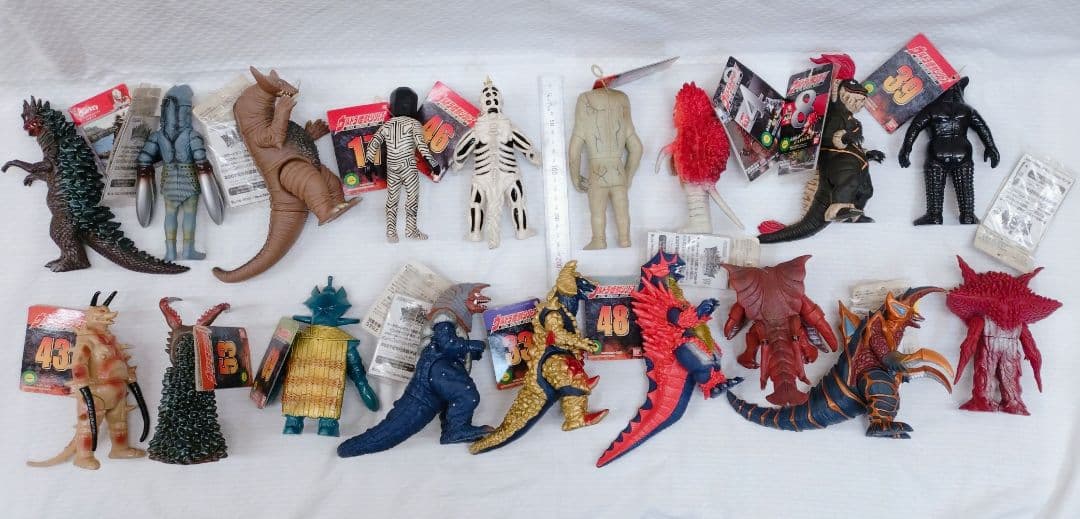 まとめ売り ウルトラ怪獣 シリーズ ソフビ 18体セット タグ付き