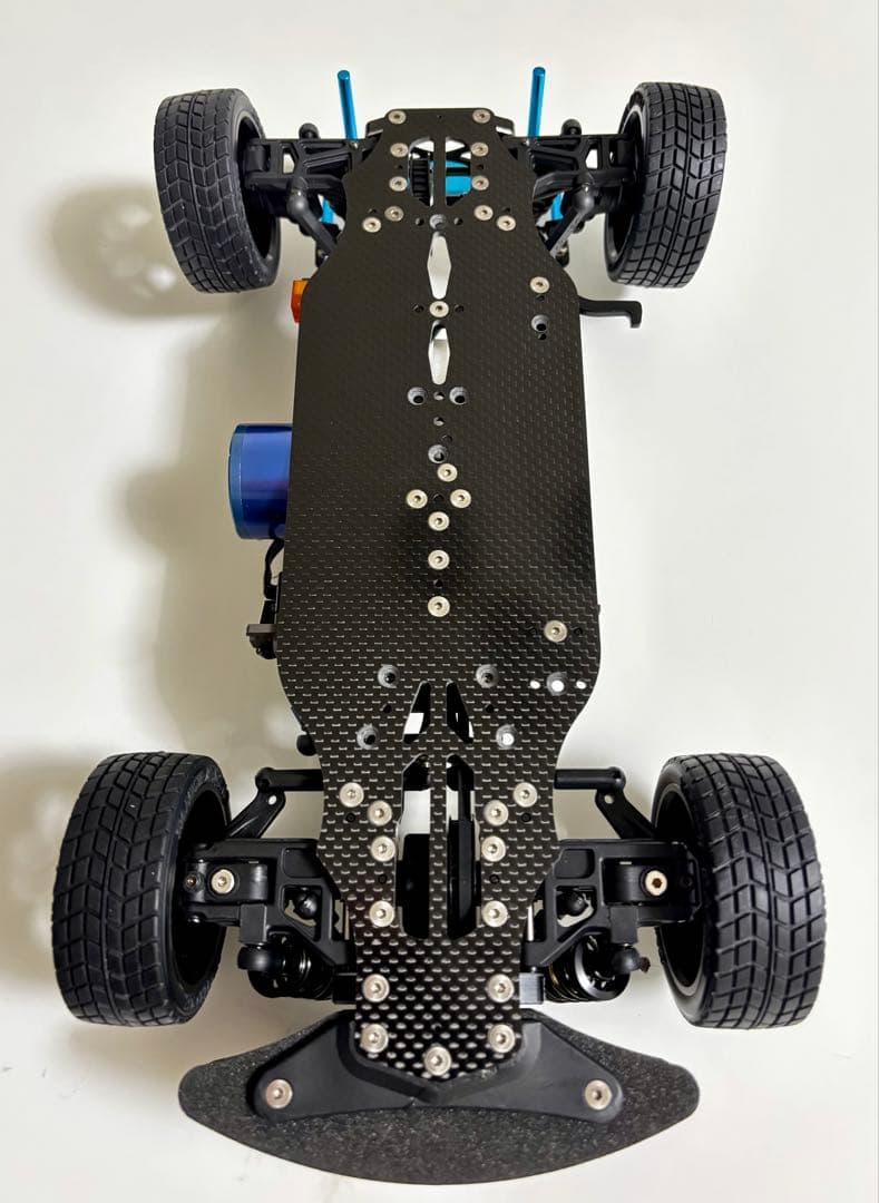 ヨコモ　BD7 ミニコンバージョン　ランチアマルティーニボディ