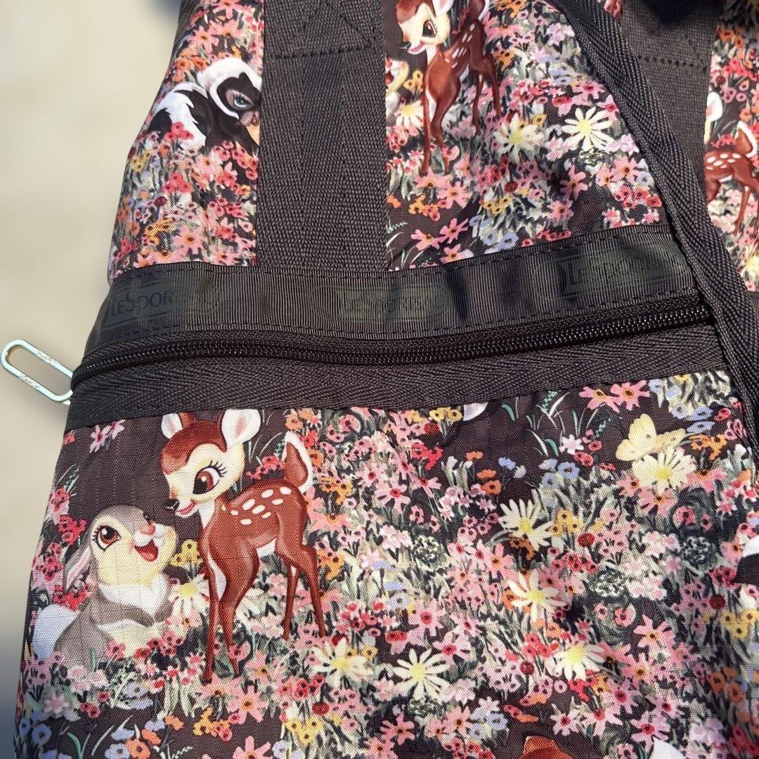 LeSportsac. バンビ柄　ボストンバッグ 約縦37x横50xマチ23
