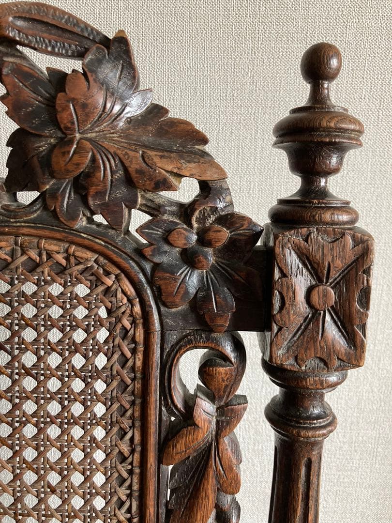 英国アンティーク　ゴシック様式木製チェア　椅子 ラタン籐張り　西洋　イギリス