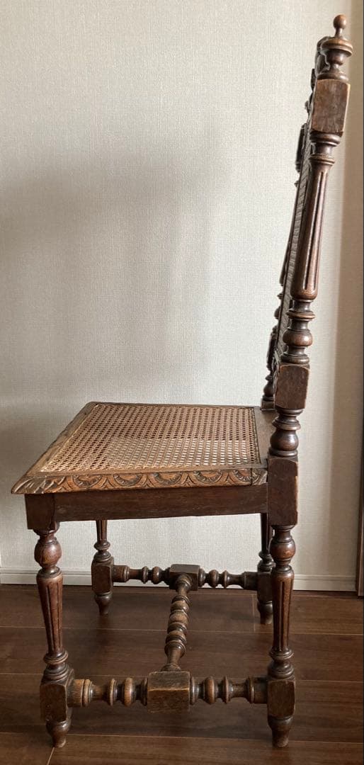 英国アンティーク　ゴシック様式木製チェア　椅子 ラタン籐張り　西洋　イギリス