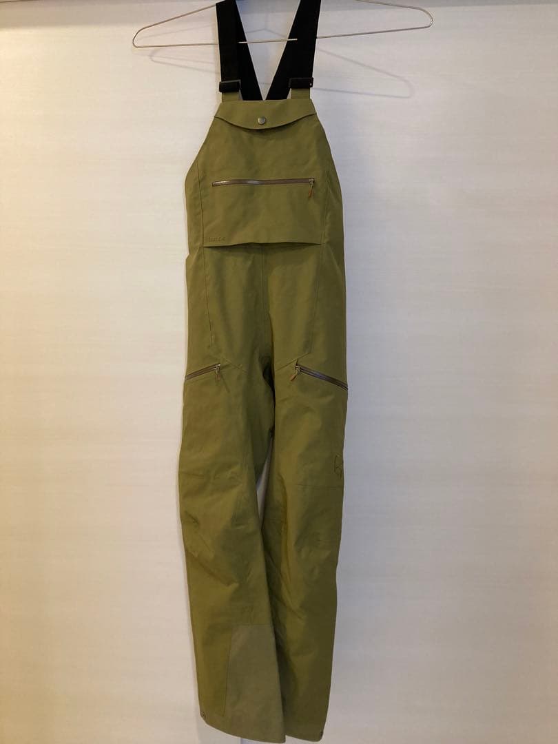 ノローナ　スキーウェア　スノーボードウェア　上下セット　レディース