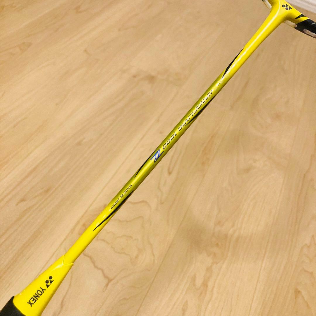 【匿名配送】★美品★NANOFLARE 1000 Z YONEX 3U G5