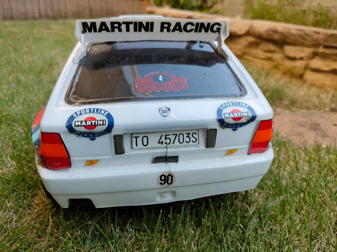 LANCIA DELTAラジコンカーTT-02TAMIYA SANWA MX-6