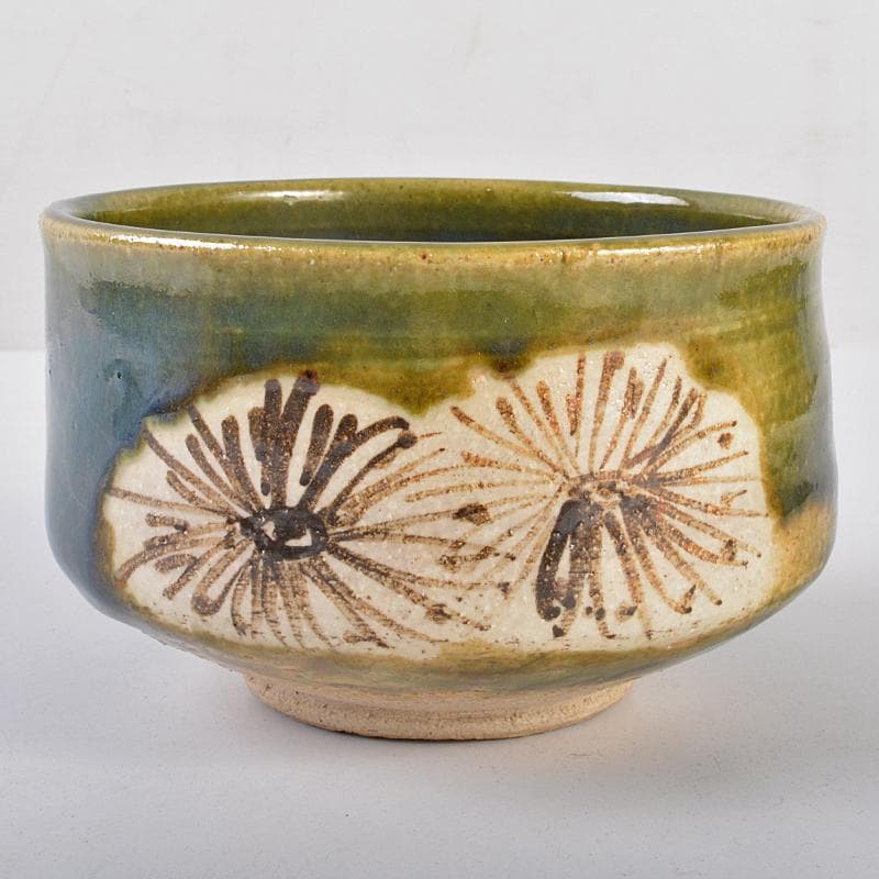 北大路魯山人作　青織部　菊文　茶碗　共布　黒田陶々庵極め箱　M　R7524