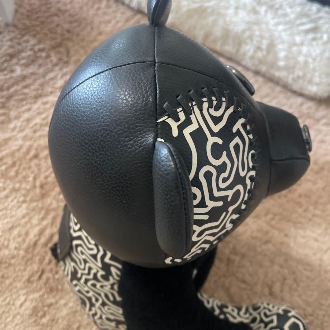 コーチ　キースヘリング　クマ