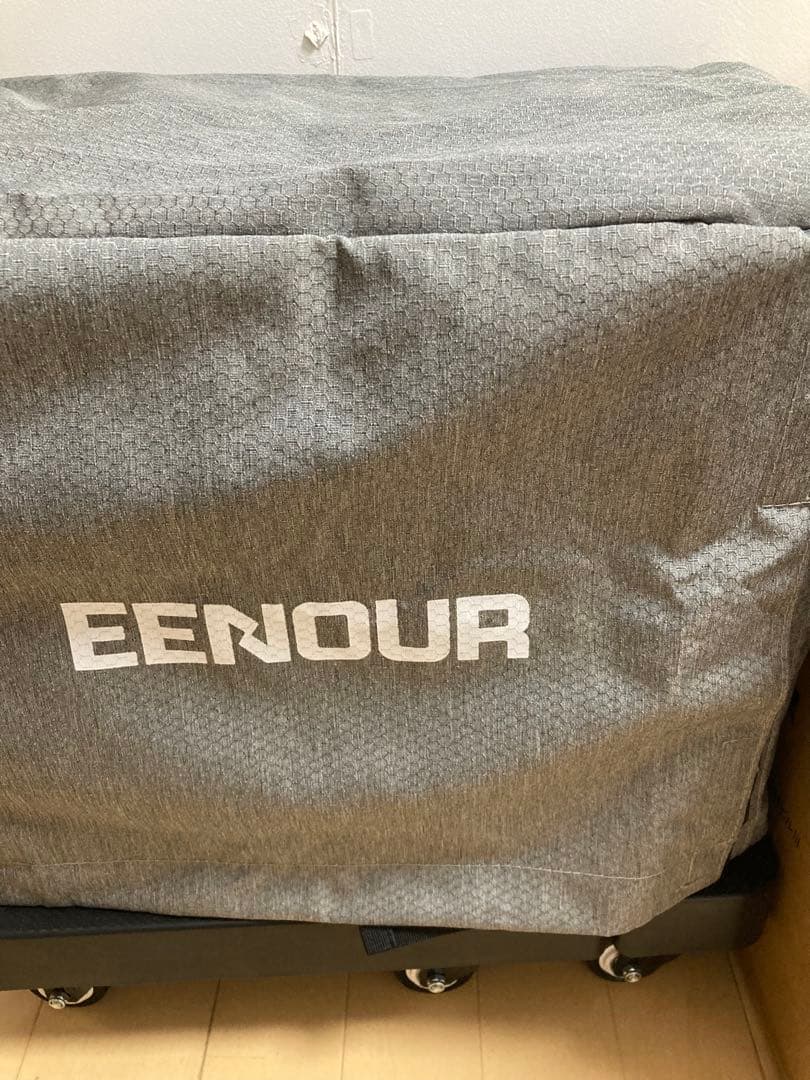 《最終値下げ》EENOUR ポータブル電源 P2001PLUS大容量・保証有り