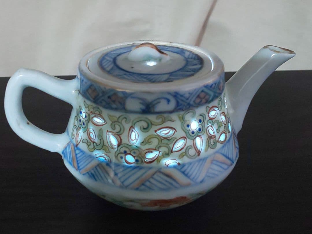 唐物 大清乾隆年製 光緒年製 銘有 款 青花 透蛍手 着彩 中華美玉 急須