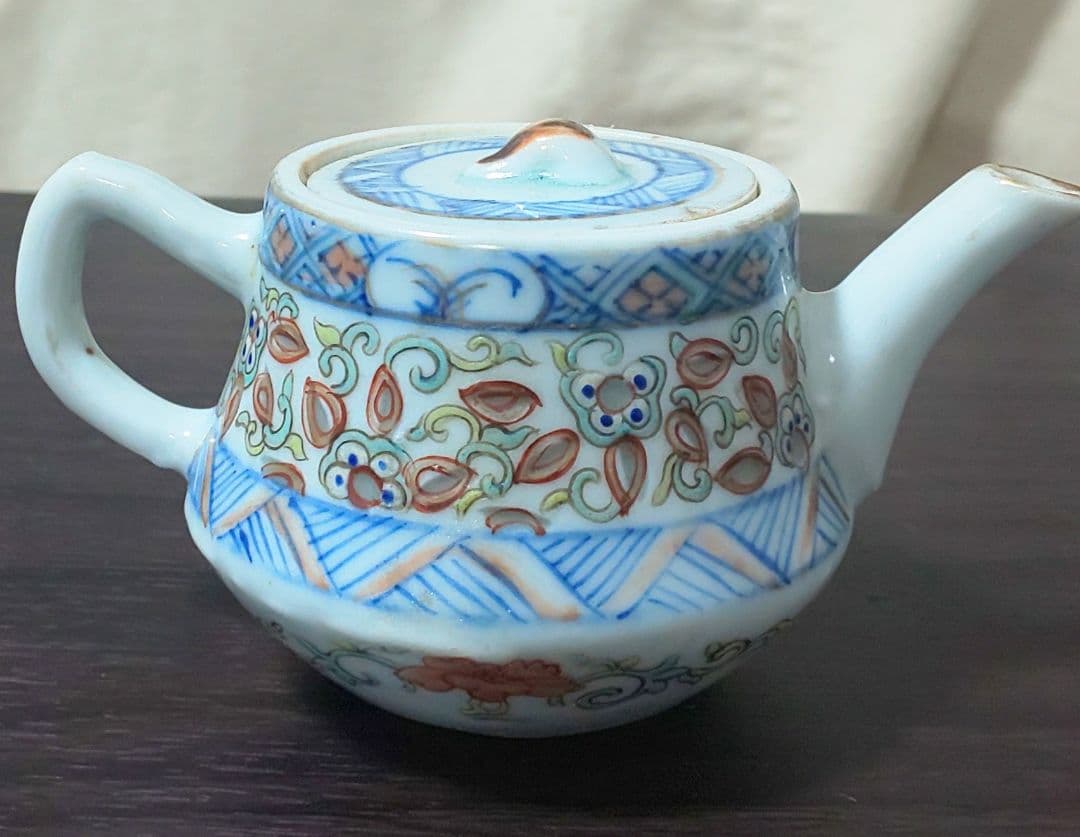 唐物 大清乾隆年製 光緒年製 銘有 款 青花 透蛍手 着彩 中華美玉 急須