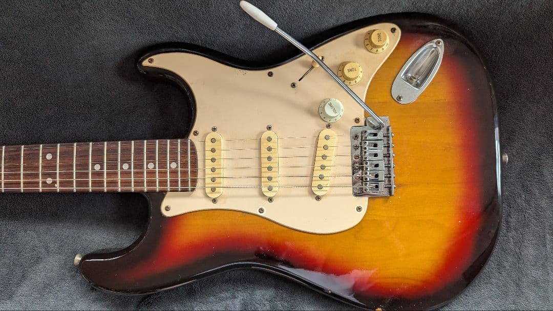 日*4様 〚中古楽器〛クラフトマン　エレキギター /ストラトキャスター