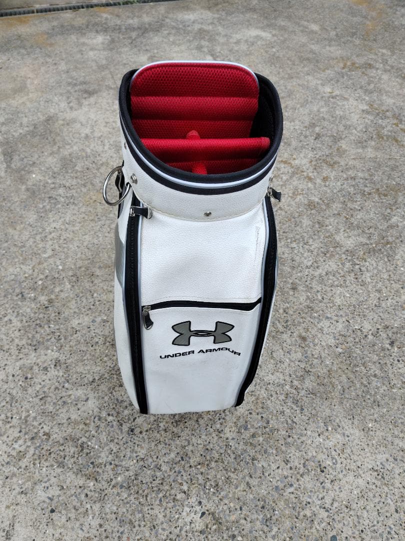 UNDER ARMOUR ゴルフバッグ・キャディバッグ