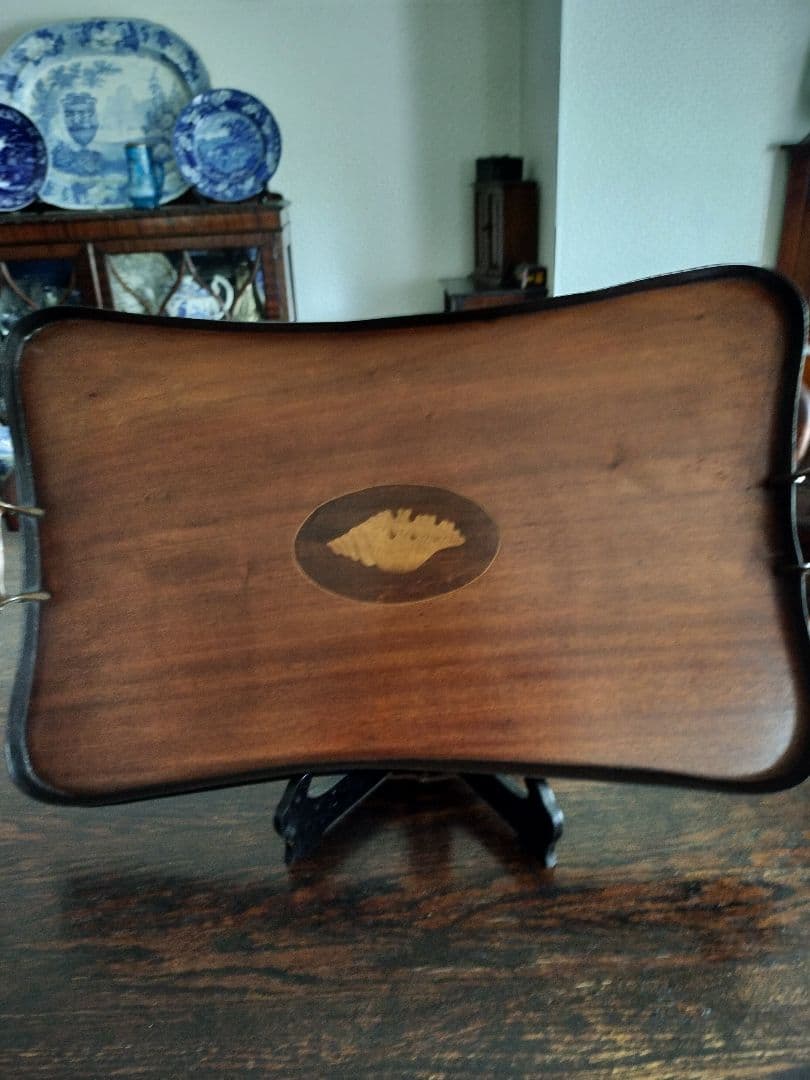 イギリスアンティーク木製のトレイ