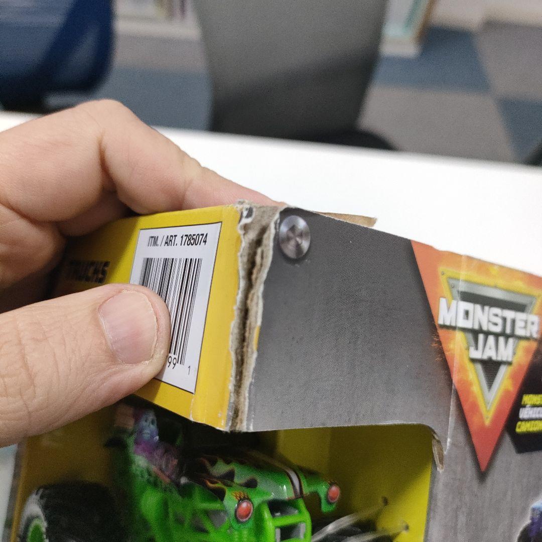 MONSTER JAM PIT PARTY & GO トラック セット 未使用品