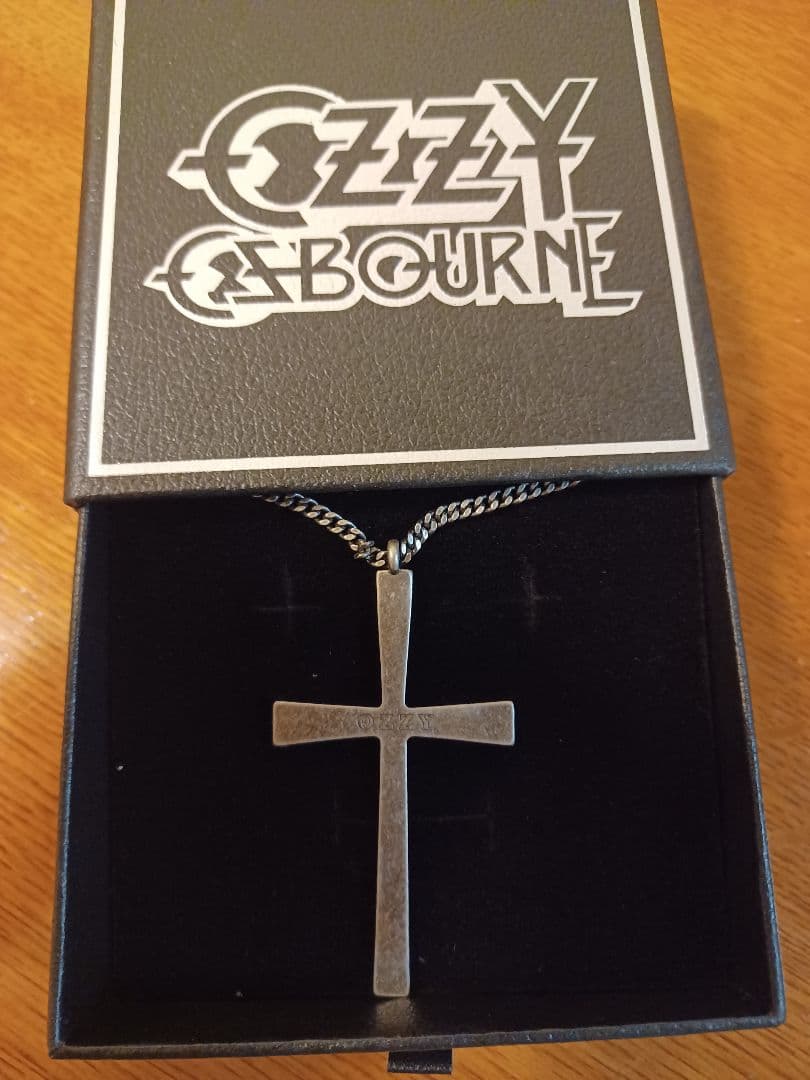 Ozzy Osbourne 十字架ネックレス　オジーオズボーンアクセサリー