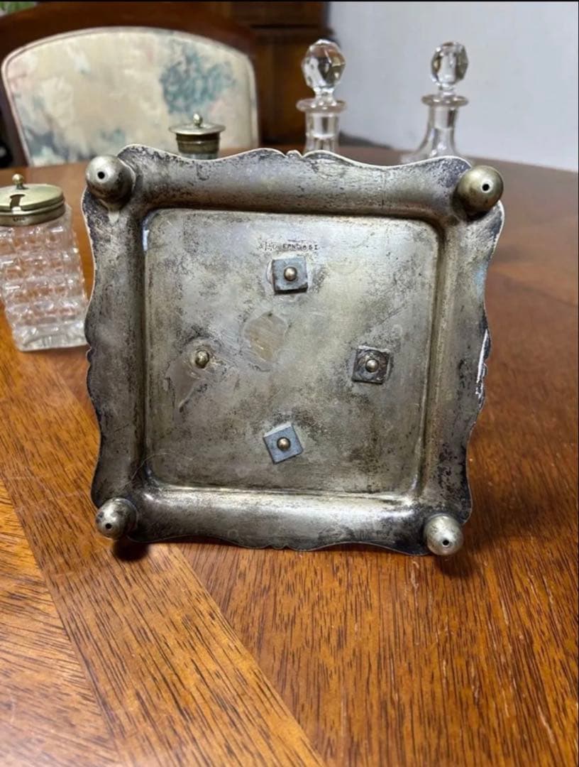 英国アンティーク　ガラス製調味料入れ