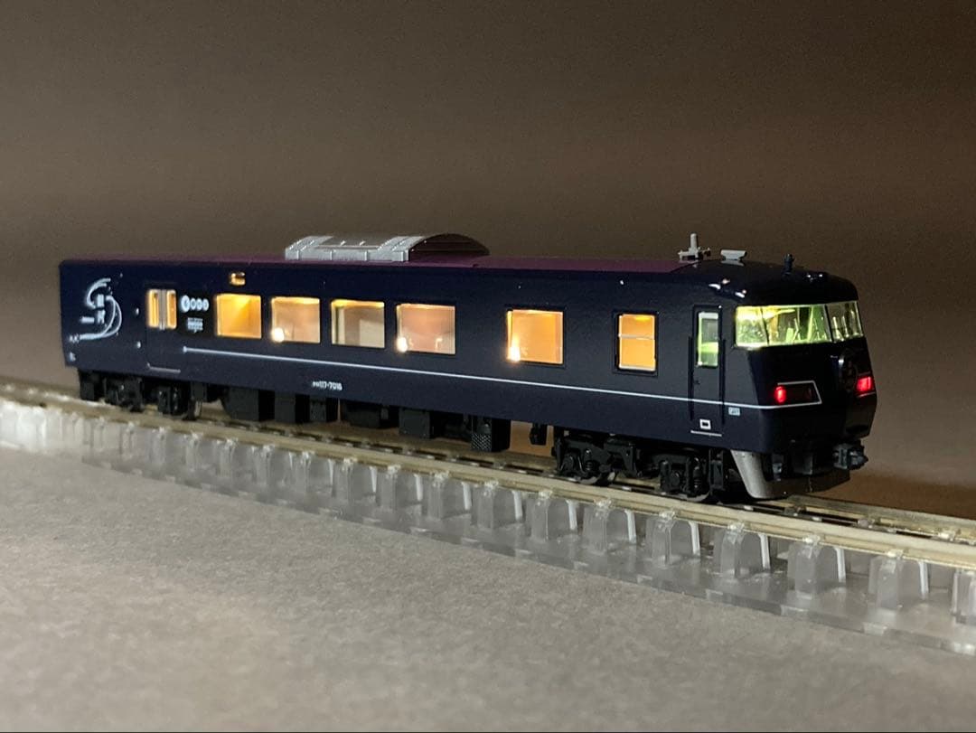 室内灯付 117系7000番台 WEST EXPRESS 銀河 TOMIX