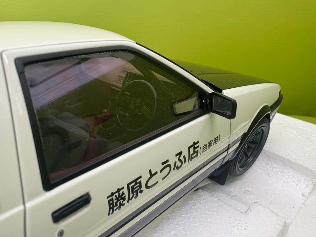 1/18オートアートスプリンタートレノ86イニシャルDファイナルver