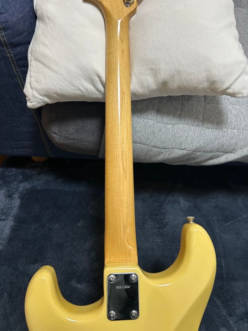 ジャパンビンテージ FRESHER フレッシャー ギター ストラト