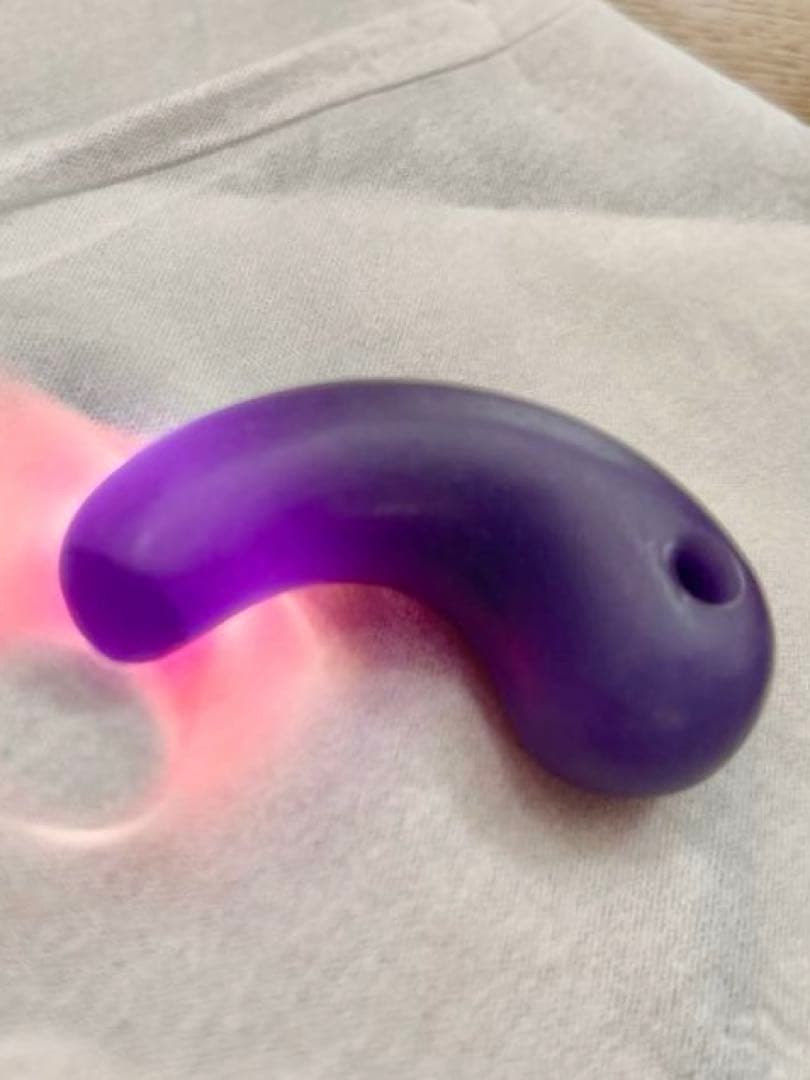 希少　古墳期　勾玉　古色紫　翡翠