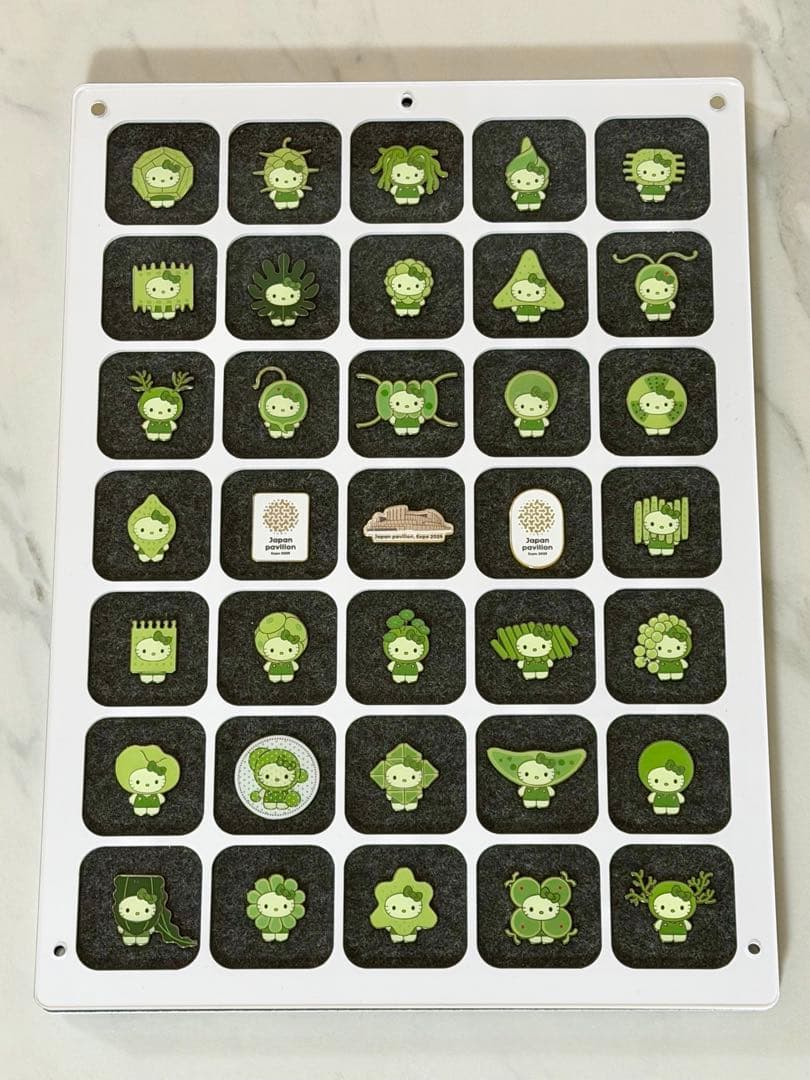 大阪 万博 藻 キティ ピンバッジ 全32種 コンプリート&日本館パビリオン