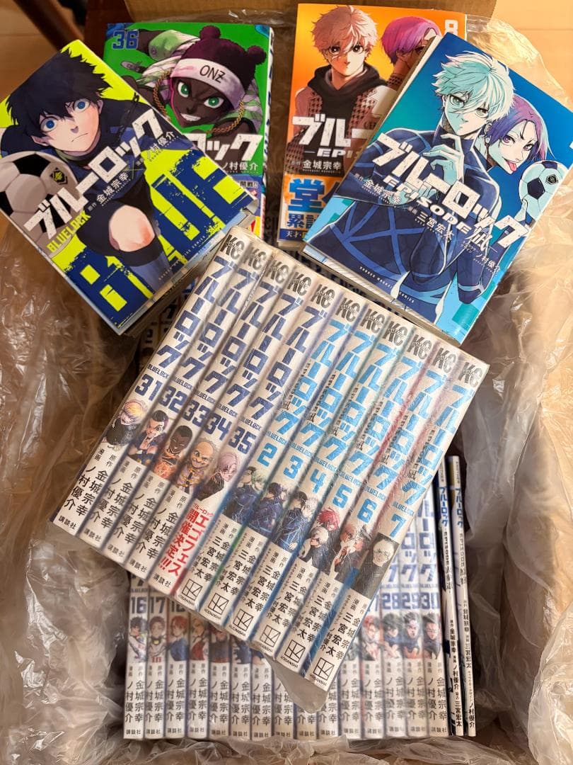 【裁断済み】ブルーロック 1～36巻、エピソード凪 全8巻＋原宿・表参道セット