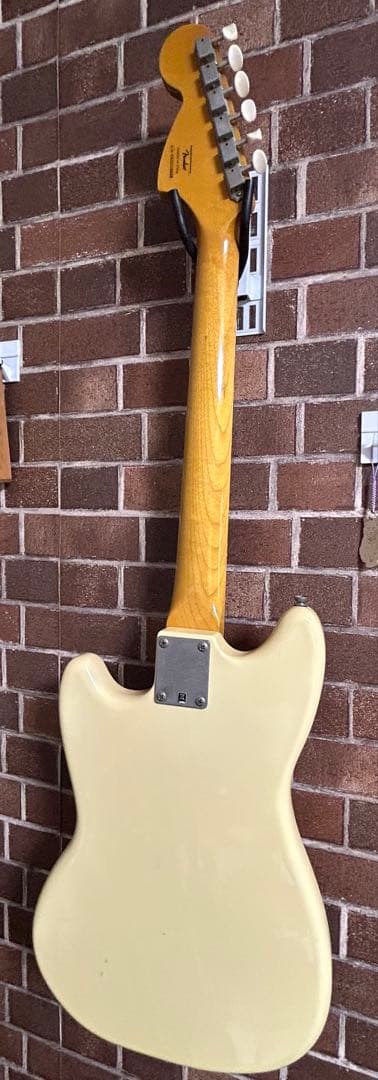 hibiki様　　　スクワイヤーFSR Vibe Mustangスキャロップ加工