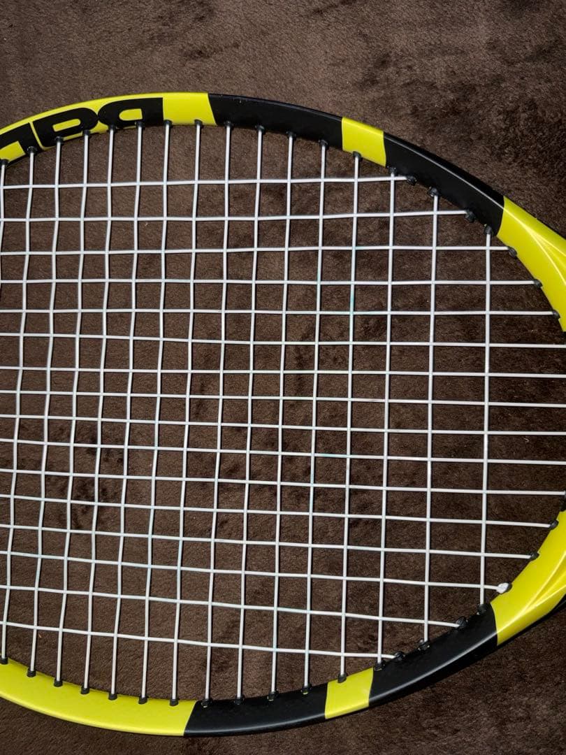 Babolat ピュアアエロ 2019 G2