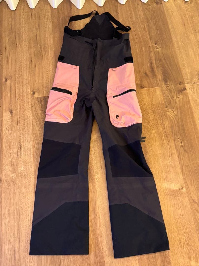 ピークパフォーマンス　GORE-TEXスノーウェア　上下セット