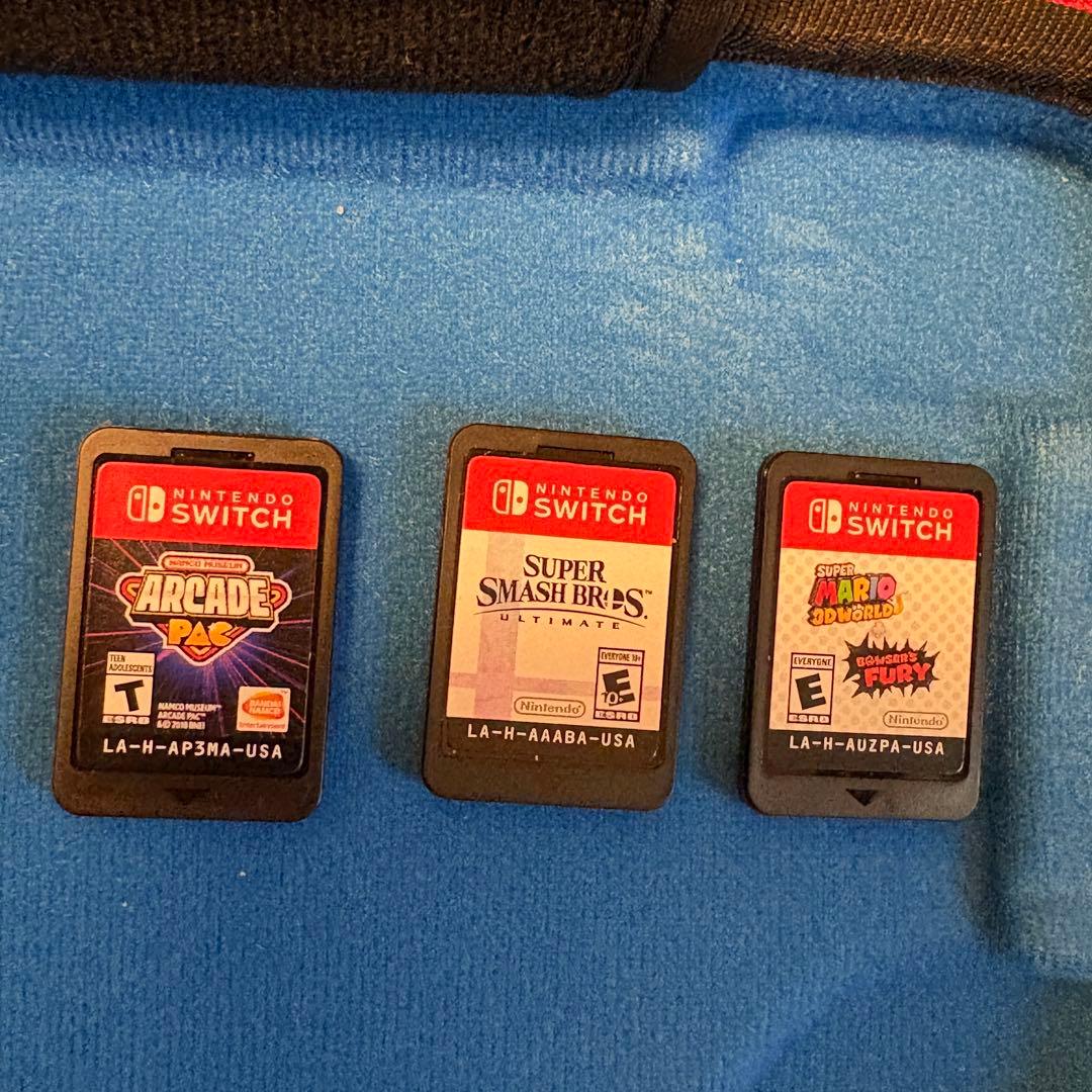 Nintendo Switch Lite イエロー　& マリオケース