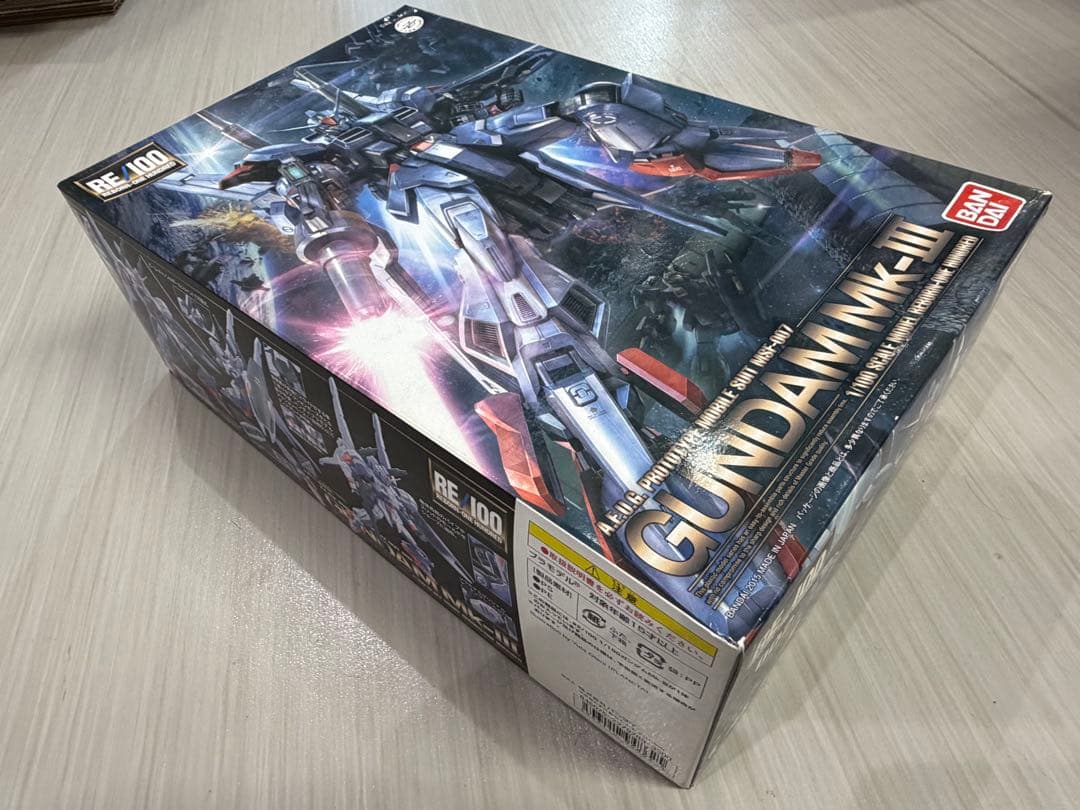 1/100 ガンダム Mk-III RE/100 プラモデル