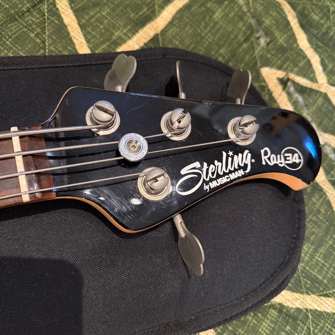 Musicman sterling Ray34 スティングレイ 小傷アリ
