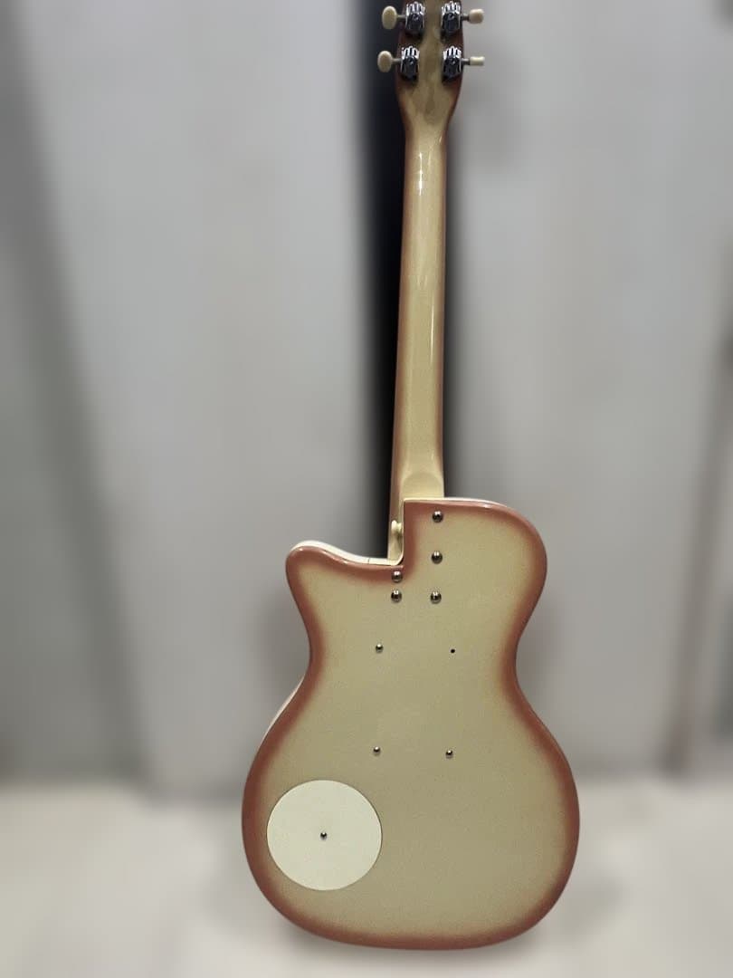 7*3様 【ジャンク扱い】ダンエレクトロギター