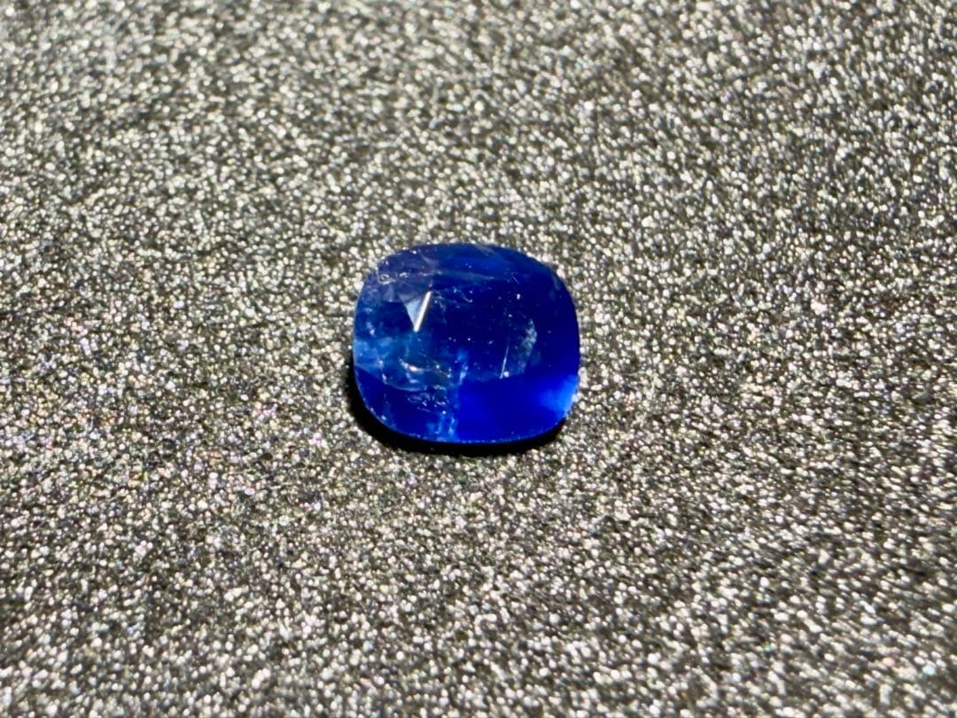 【ビルマ(ミャンマー)産】非加熱ブルーサファイア　GIA鑑 1.46ct