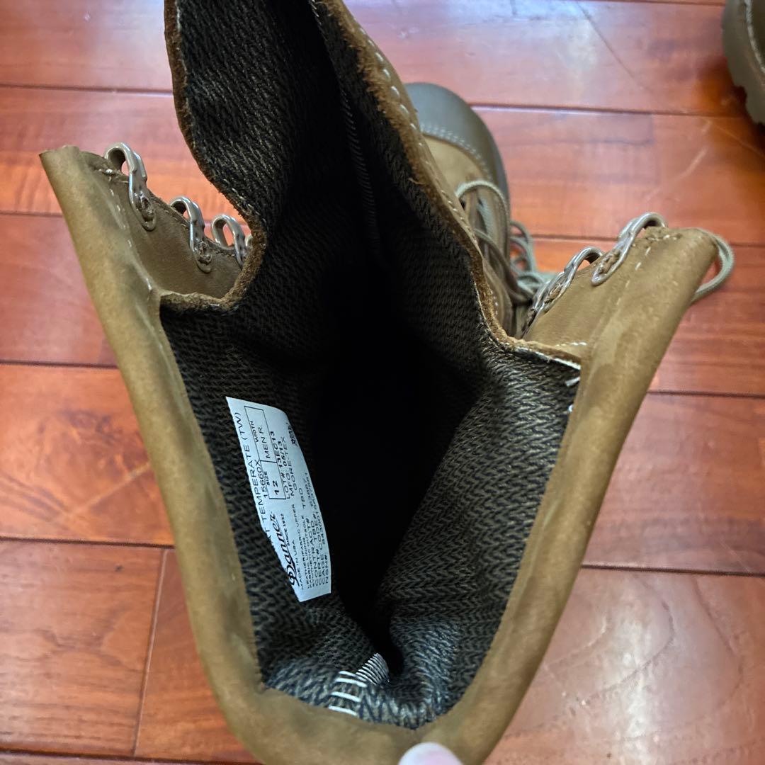 ダナー　防水　ミリタリーブーツ　マウンテンブーツで有名　値下げ